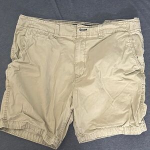 American Eagle Outfitters Men's Beige Cargo Shorts